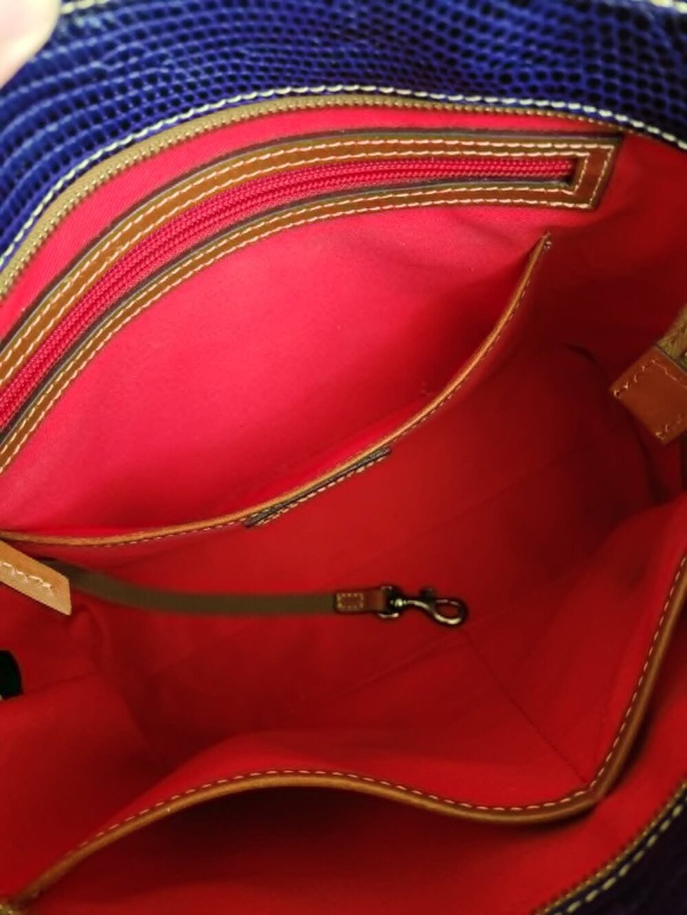 Dooney & Bourke Lizard Embossed Small Lexington Tote Blue Leather Shoulder Bag - Picture 9 of 15